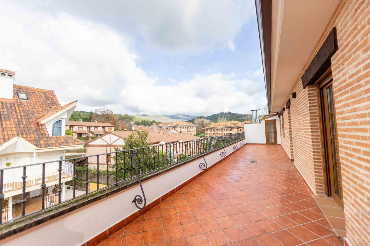 Gredos Abantera Apartment Arenas de San Pedro Bagian luar foto