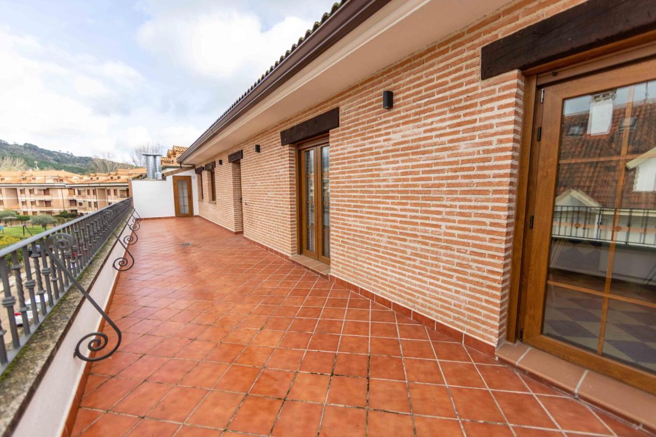 Gredos Abantera Apartment Arenas de San Pedro Bagian luar foto